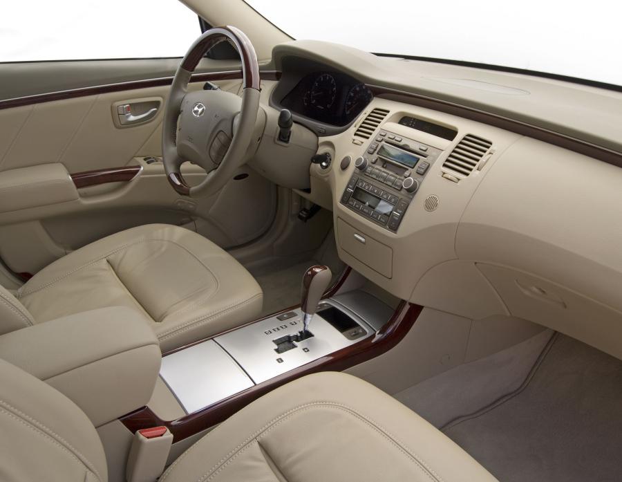  Hyundai Grandeur 2006 года  (фото 4 из 40)